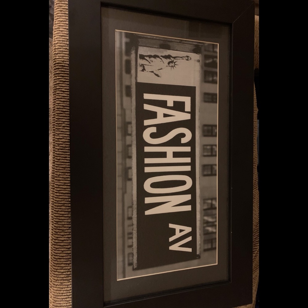 Fashion Ave Street Sign Decor